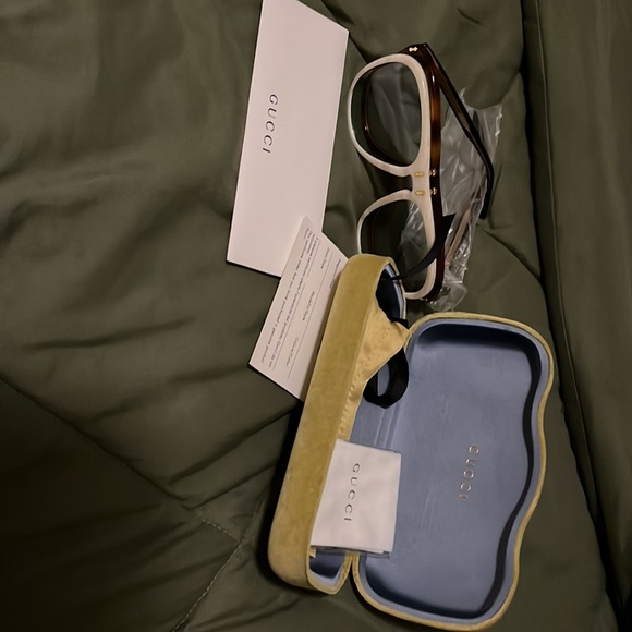 Authentic Beige Havana Shades Brand New With Authenticity Certificate Card - Picture 10 of 11